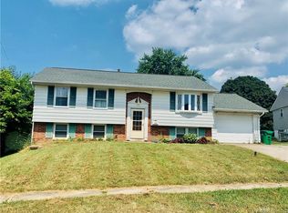 3916 New York Dr, Enon, OH