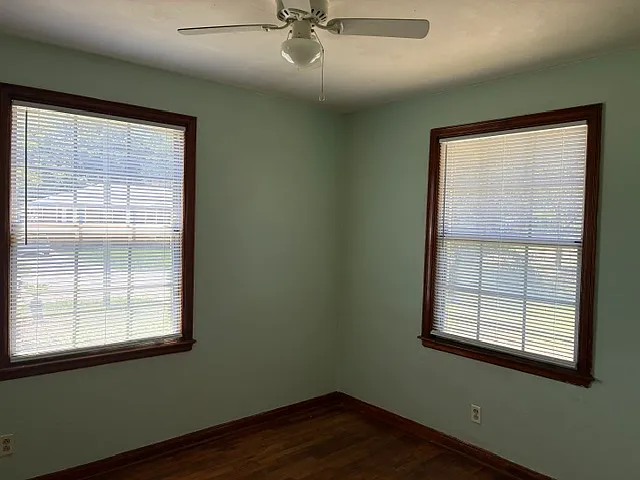 8034 Wakefield Ave — Photo 12