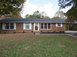 552 Parkway Dr, Scottsville, KY 42164