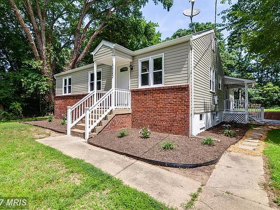 Second Covered Entrance to Home