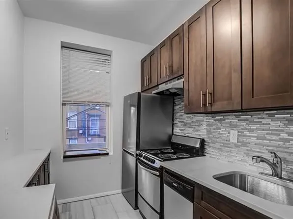 132 Jefferson St APT 2L, Hoboken, NJ 07030