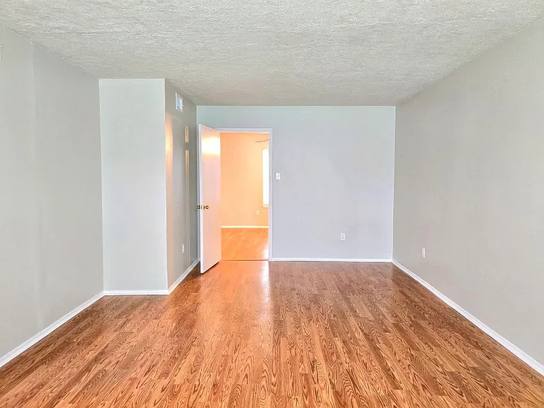 9303 Hammerly Blvd #103 — Photo 5
