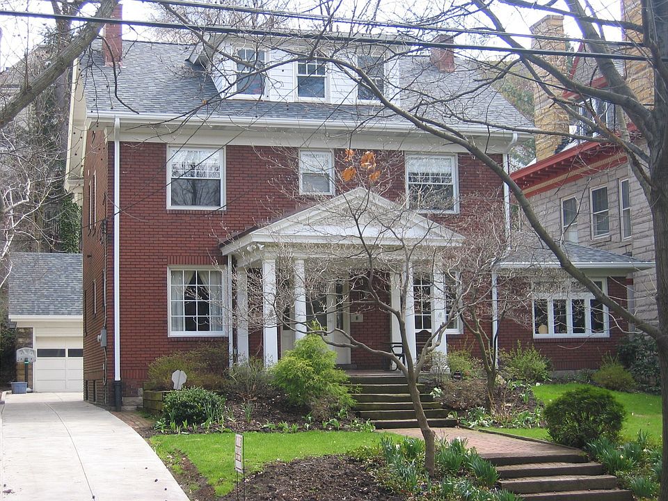 Beautiful traditional colonial