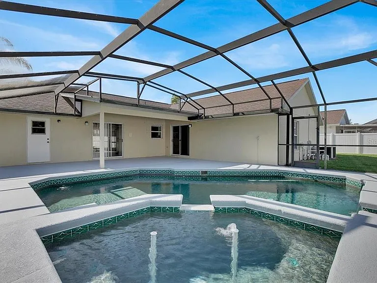 112 Azalea Dr — Photo 22