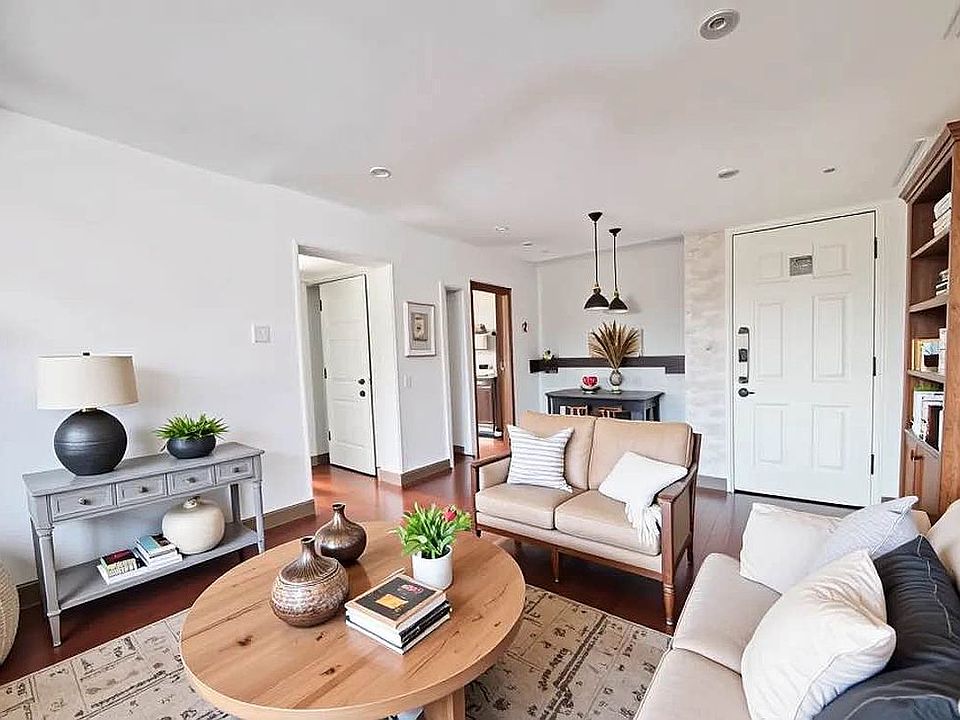 1st image of 4226 81st St APT 7K