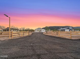 7857 S Cardinal Ave, Tucson, AZ 85746