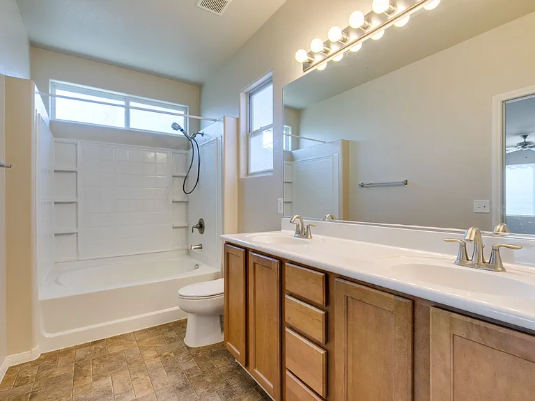 8937 Caledon Ridge Ct — Photo 38
