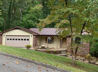 195 Van Stowe Rd, Harriman, TN 37748