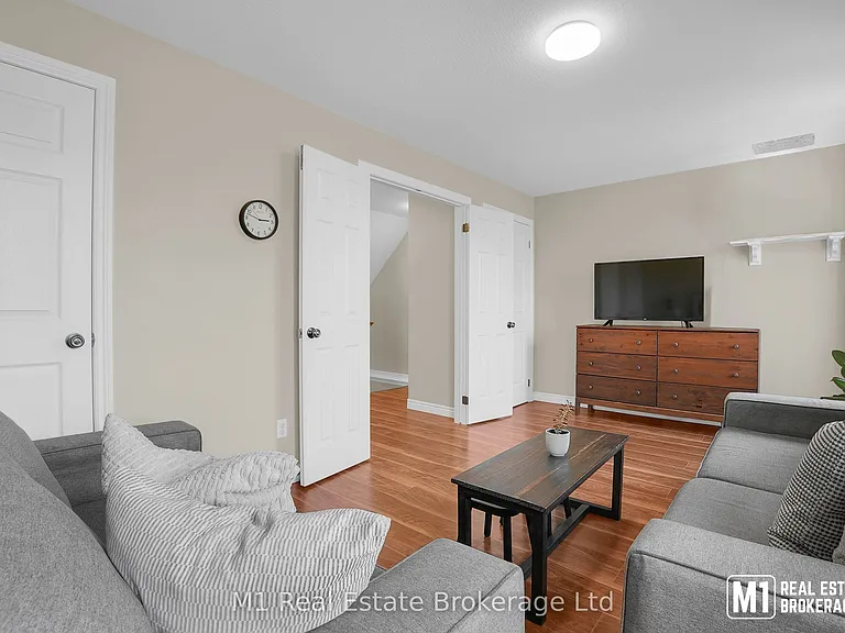 15 Carere Cres #46B — Photo 17