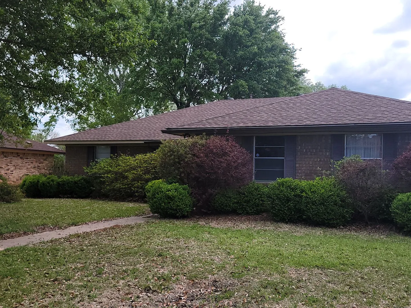 3 bedroom 2 bathroom - North Bossier — Photo 2