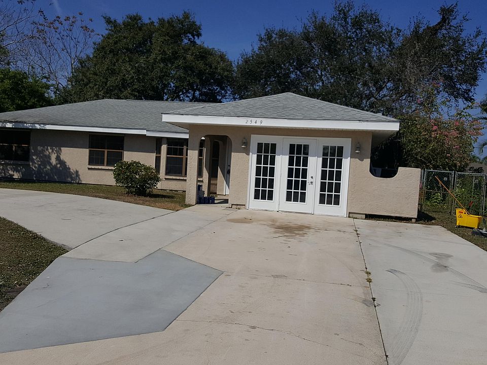 1st image of 2549 SE Trail Avenue