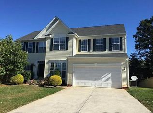 1150 Happy Ridge Dr, Front Royal, VA 22630