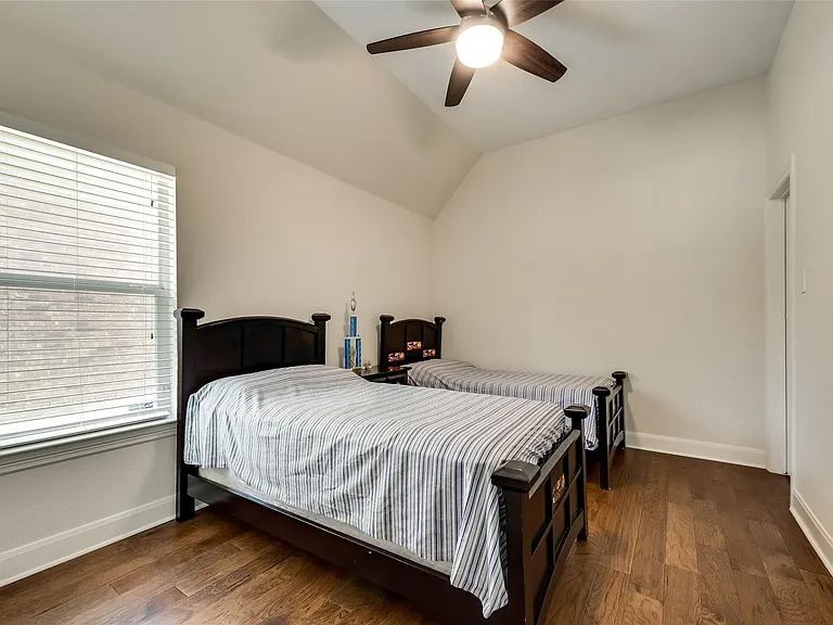 14574 Daneway Dr — Photo 13