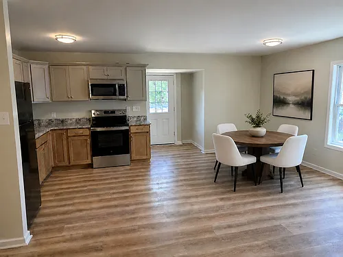 507 W Strawberry Ave #2 Photo 1