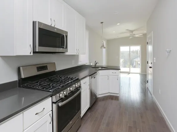 1307 N 19th St #3, Philadelphia, PA 19121