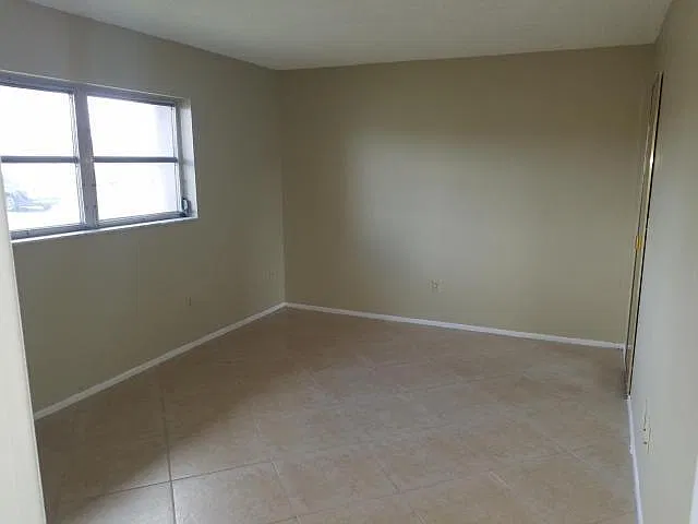 2 bed, 1.0 bath, 759 sqft, $1,600 — Photo 4