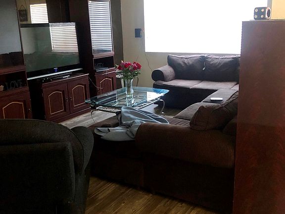 5B3C322A-8347-43F9-BDAF-16C605CFBA37