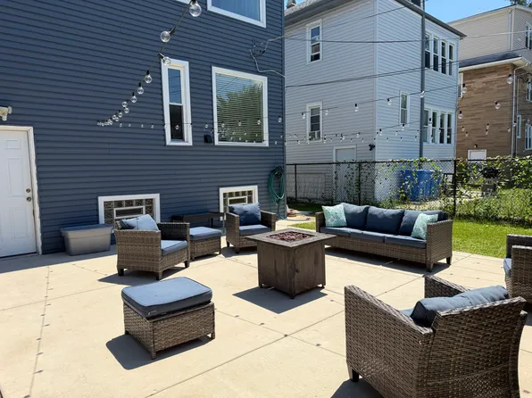 2550 N Newcastle Ave Unit 1, Elmwood Park, IL 60707