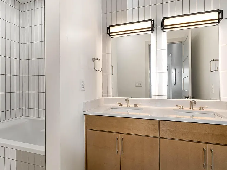 120 Mosaic Blvd #301 — Photo 33