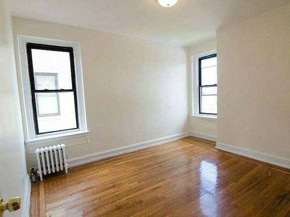 2nd image of 4309 47th Ave APT 6F