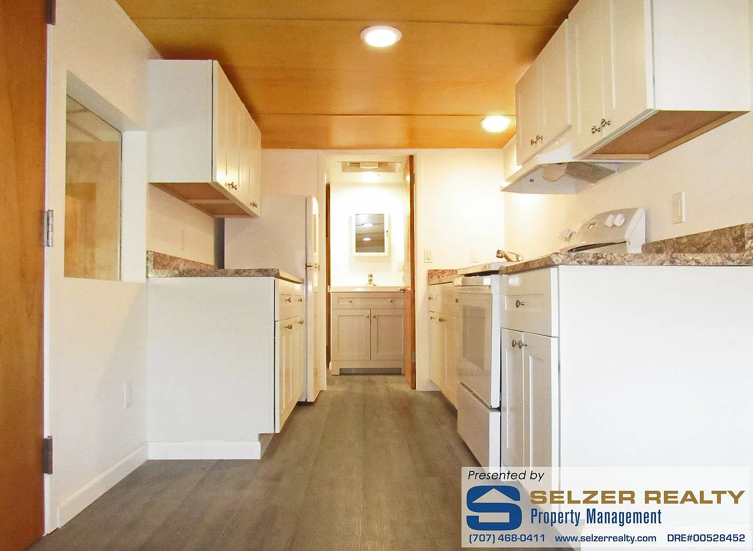 1420 Knob Hill Rd. — Photo 4