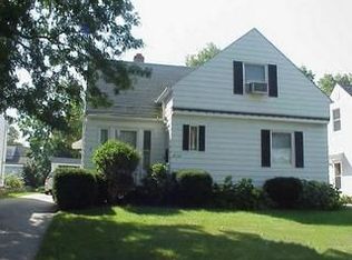 4238 Lambert Rd, South Euclid, OH 44121