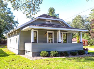 501 S Lincoln Ave, Three Rivers, MI 49093