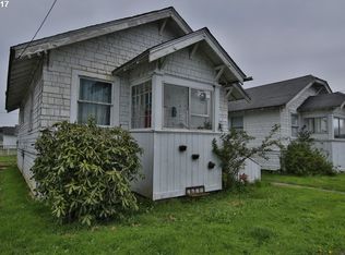 230 Ingersoll Ave, Coos Bay, OR 97420