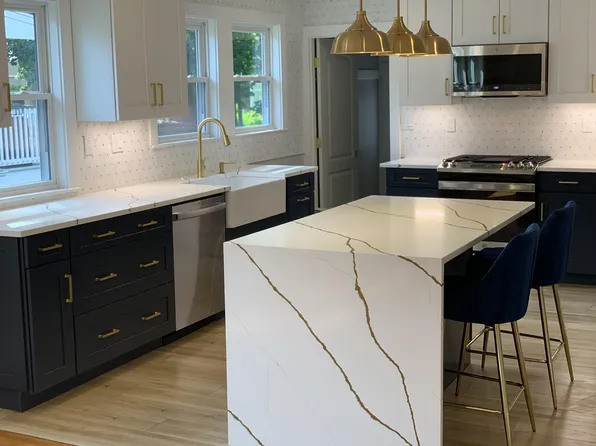 220 Tremont St #1, Newton, MA 02458