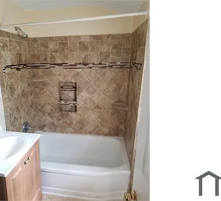 3 bed, 1100 sqft, $1,700 — Photo 3