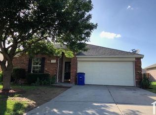 1015 Chelsea Ln, Forney, TX 75126