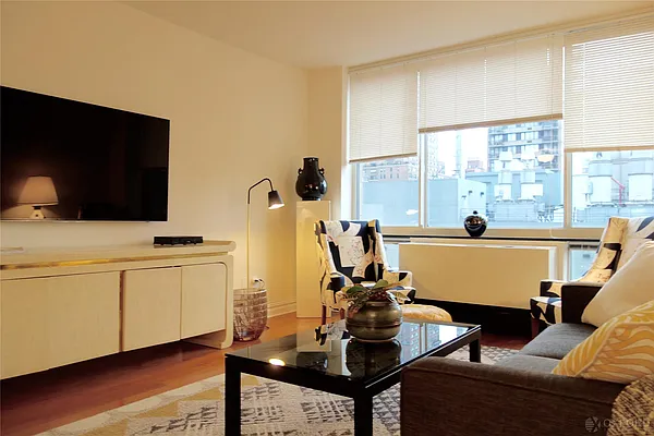 Rented by Oxford Property Group | media 20