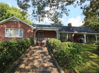 1604 Breckenridge St, Corinth, MS 38834