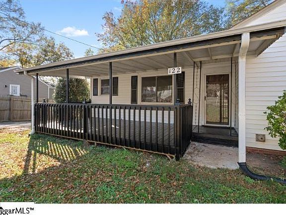 5th image of 122 S Estate Dr