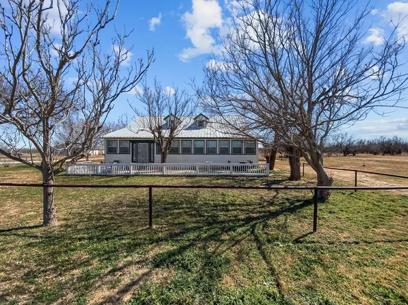 371 Fm 57 S, Sylvester, TX 79560