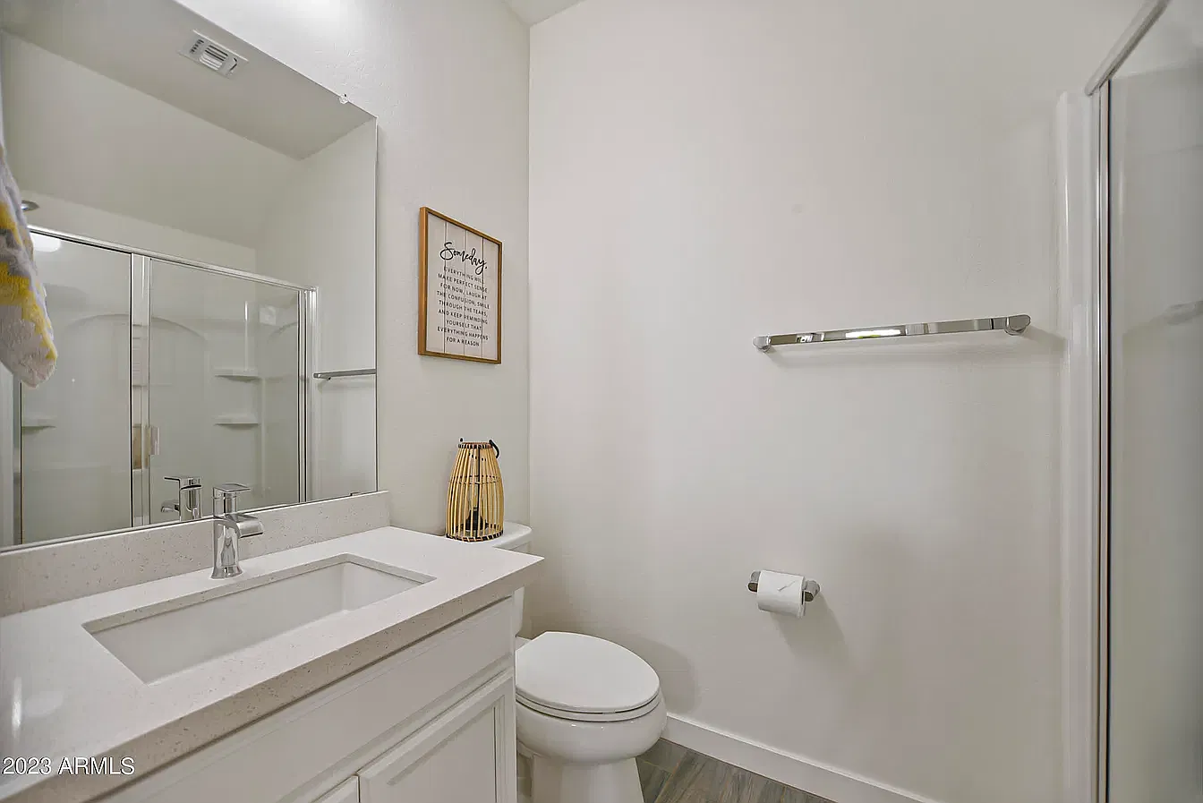3 bed, 3.5 bath, 2089 sqft, $900 — Photo 4