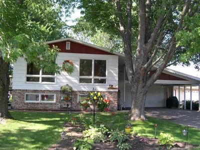 225 W Division St, Rush City, MN, 55069