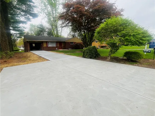 3541 McWilliams Rd, Murrysville, PA 15668