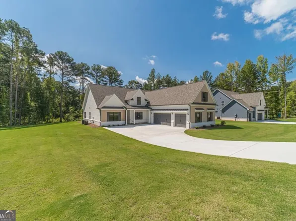 897 Bessie Ct, Loganville, GA 30052