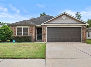 221 Saunders Dr, N Little Rock, AR 72117