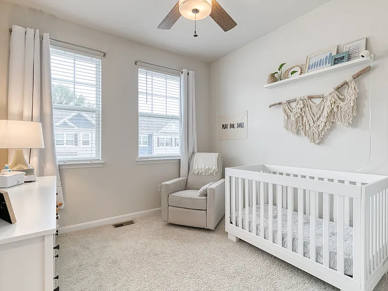 2050 Hinshaw Dr — Photo 37