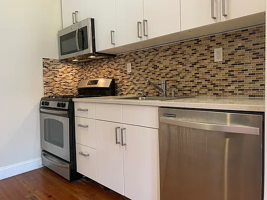 Rented by Harlem Lofts | media 7
