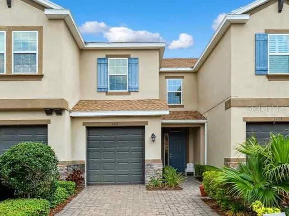 3217 Painted Blossom Ct, Lutz, FL 33558