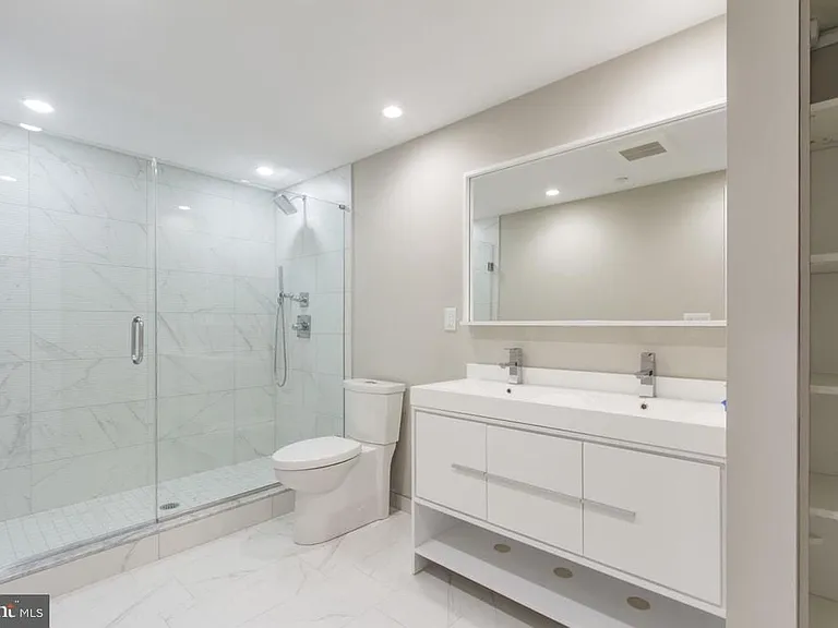 720 S Sartain St #1 — Photo 7