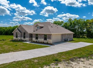 2099 Meadowbrook Ln, Nevada, TX 75173