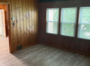 497 Park Ave #2, Pewaukee, WI 53072