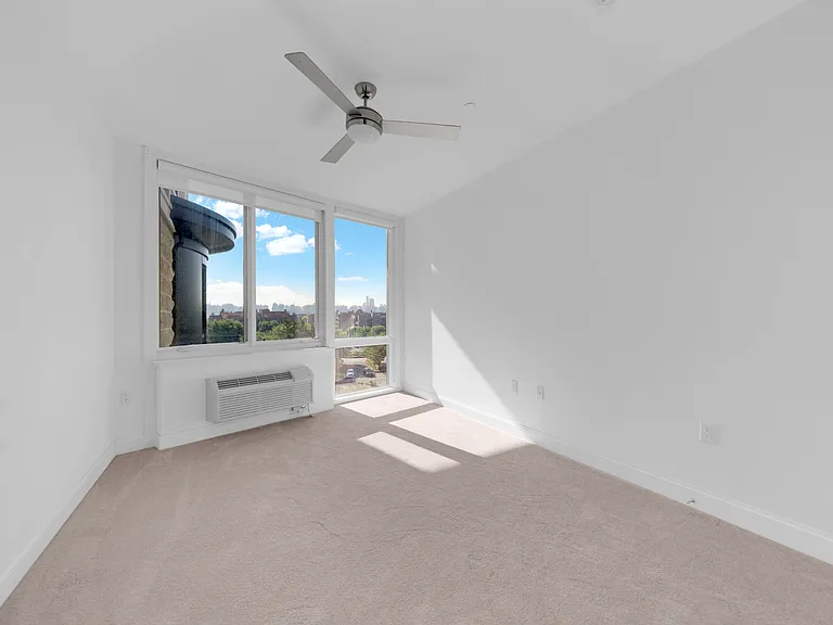 340A Old River Rd #414 — Photo 7