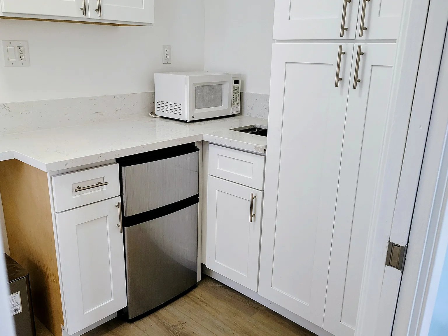 Studio, 600 sqft, $1,650 — Photo 3