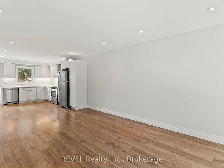 10 Bassett Blvd #56 — Photo 8