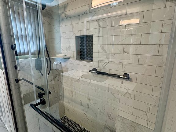 4th image of 789-791 Mount Pleasant St #2
